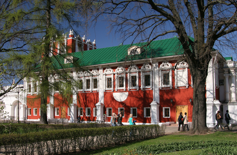 Лопухинские палаты)